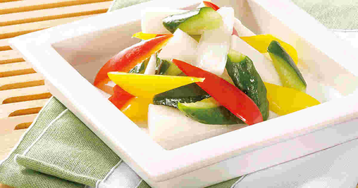 大根を使った彩り野菜の漬物