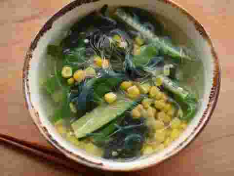 夏野菜の春雨スープ