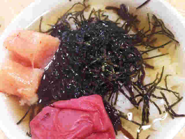 塩昆布の明太子茶漬け