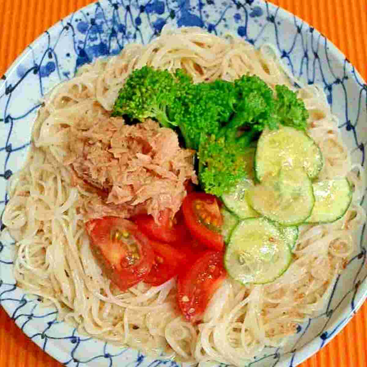 ごまドレッシングで作るごまだれのサラダそうめん