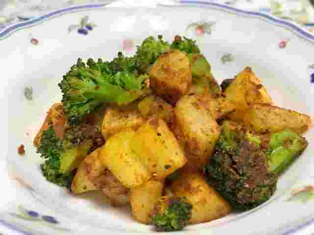 じゃがいもとブロッコリーのカレー和えのおつまみレシピ