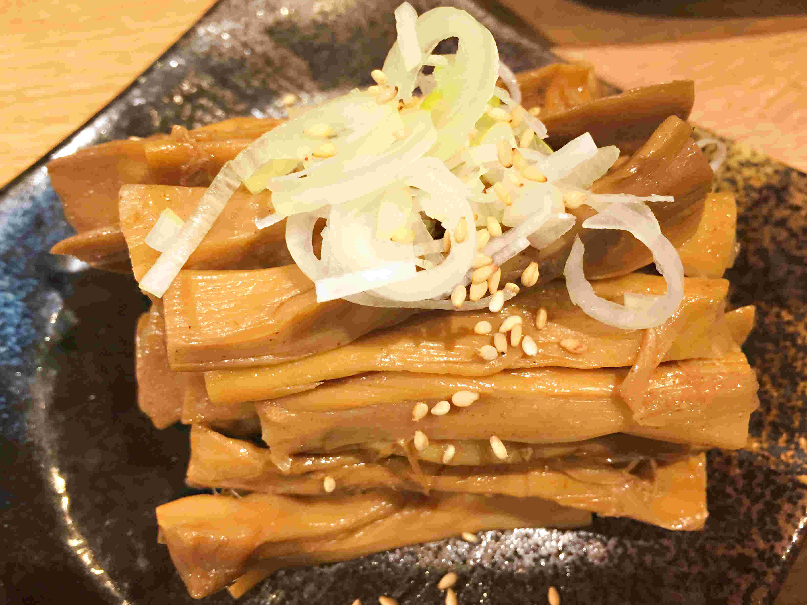 ごま油で炒めたメンマのおつまみ