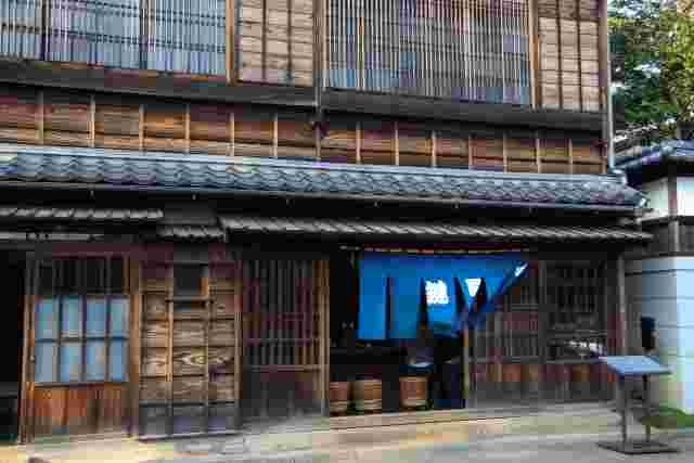 孤独のグルメ静岡編で登場しそうな風情のある店