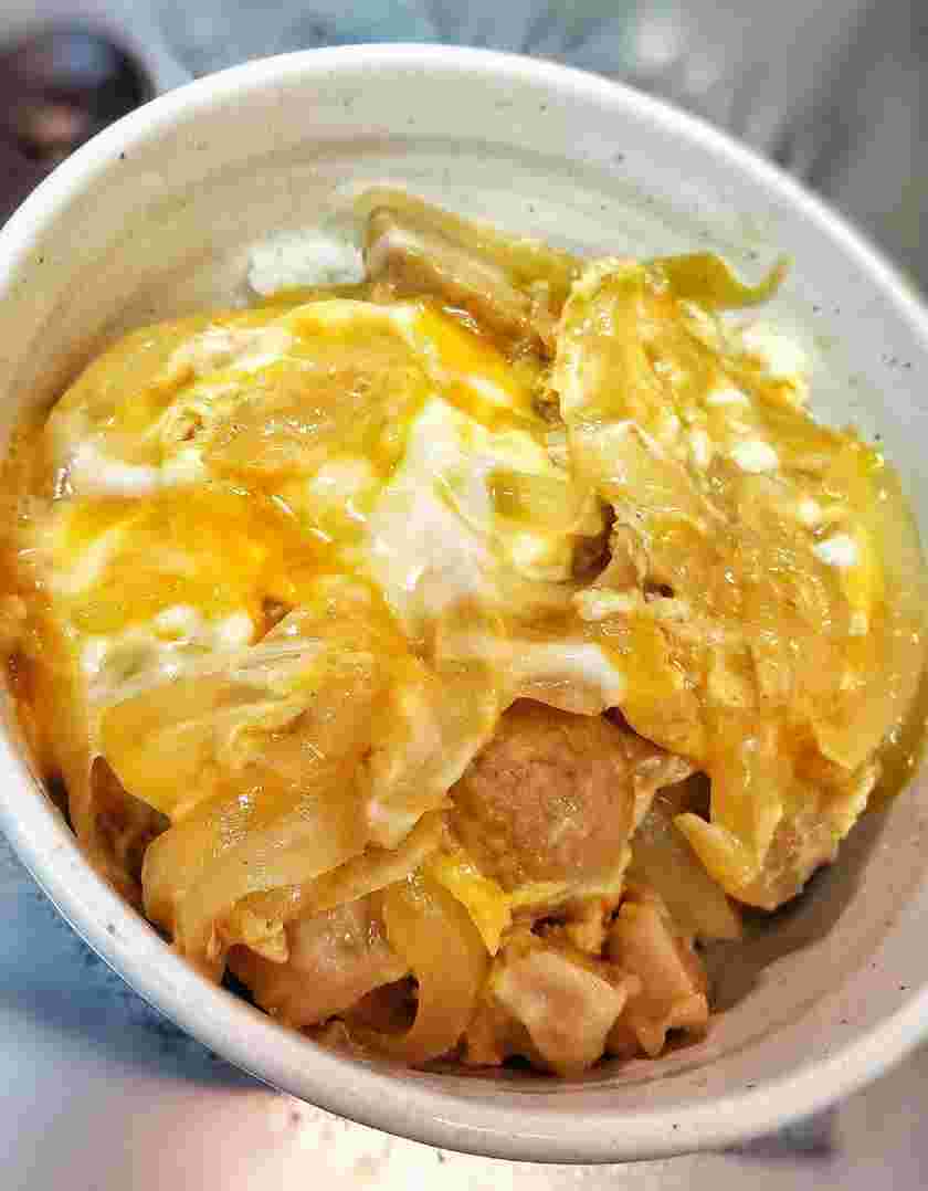 冷凍肉団子を使った親子丼