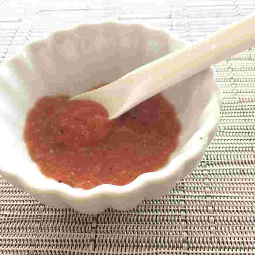 離乳食のトマトピューレのしらす和え