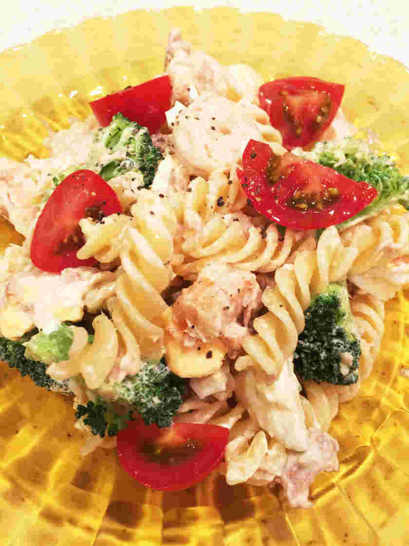 ショートパスタのフジッリで作るおかずサラダ
