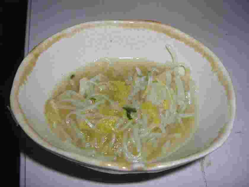 離乳食の白菜と糸こんにゃくの餡煮