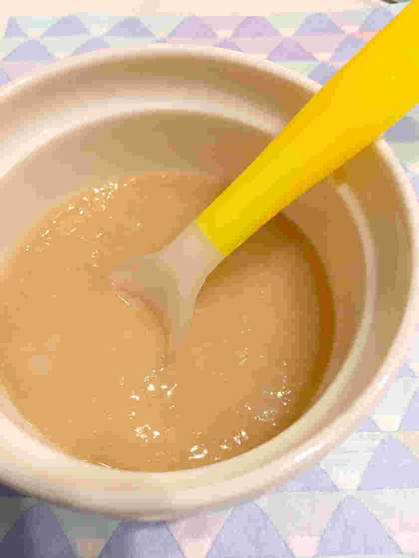 離乳食のさつまいもと大根のお茶粥