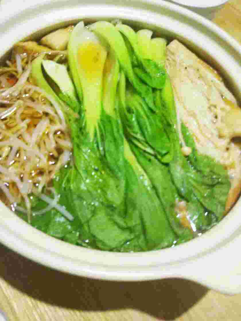 チンゲン菜ともやしの和風鍋