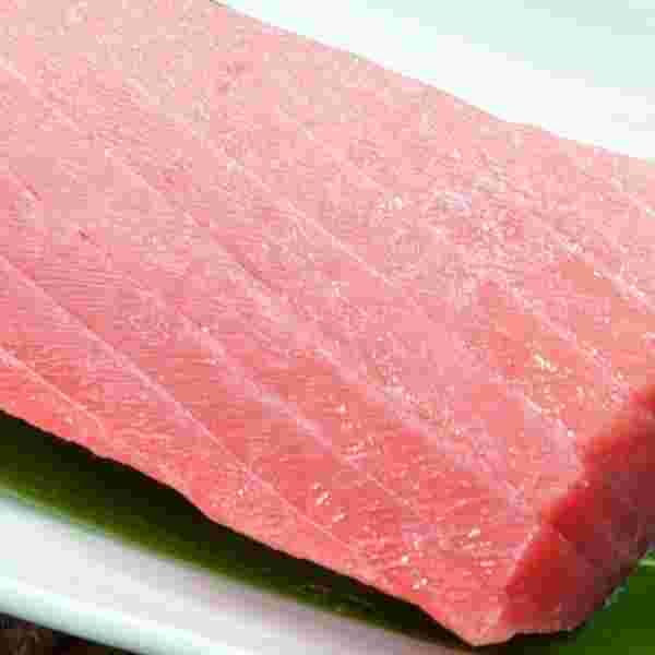 マグロの虎 国産本マグロ中トロ