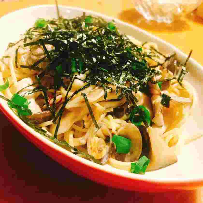 お吸物の素で作ったキノコとあさりのパスタ