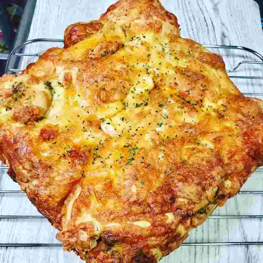 ジェノバソースを使ったバジルベーコンちぎりパン