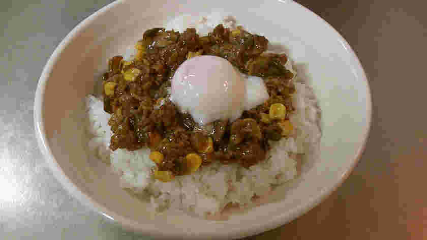 ハッシュドビーフドライカレー