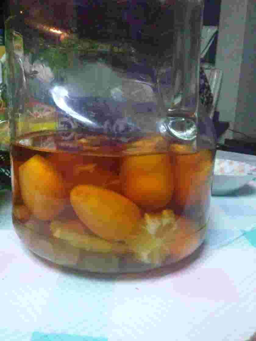 ブランデーで作るびわ酒