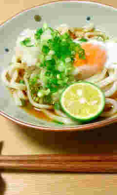 温泉卵を使ったぶっかけおろしうどん