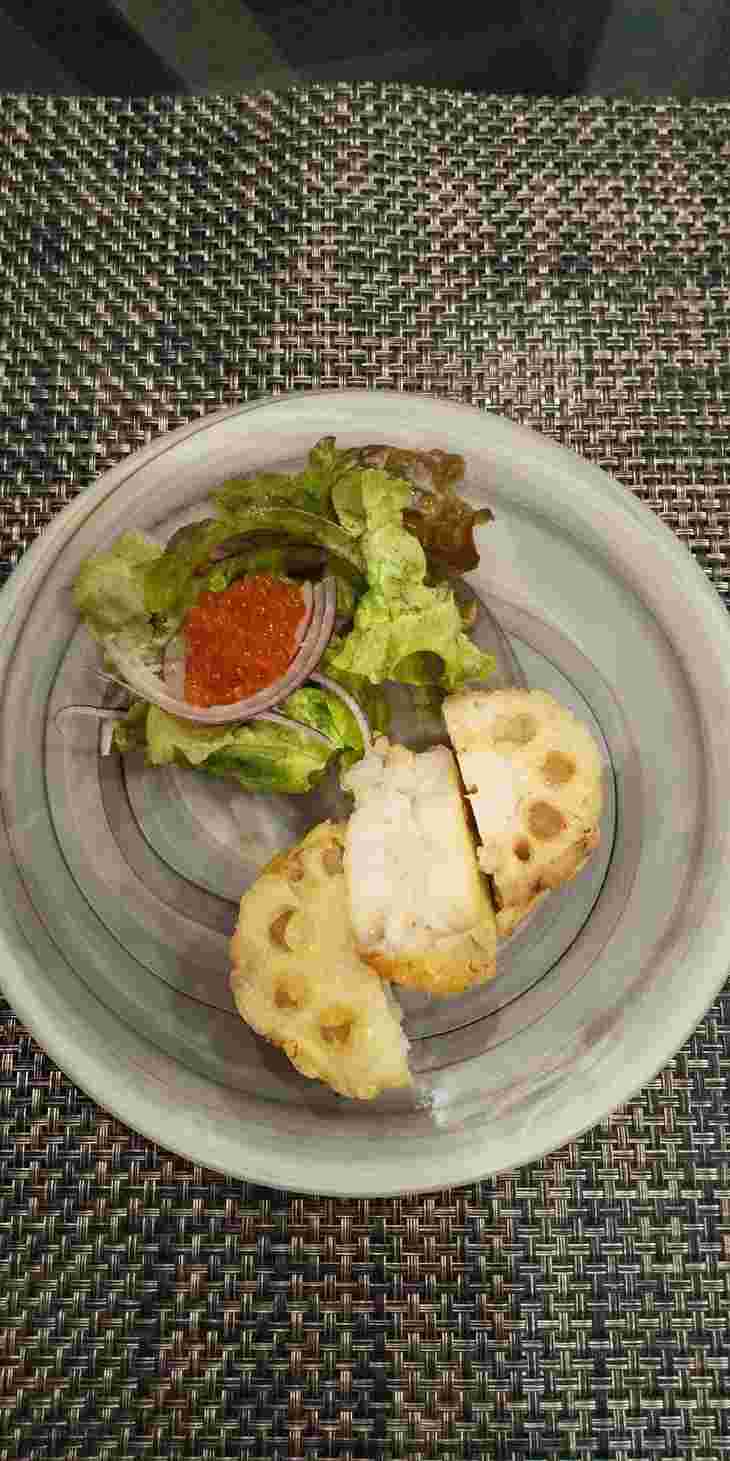 エビのれんこんのはさみ揚げ