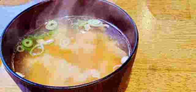 腐ると見かけに変化が出る味噌汁
