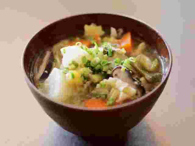 常温保存が適さない具沢山の味噌汁