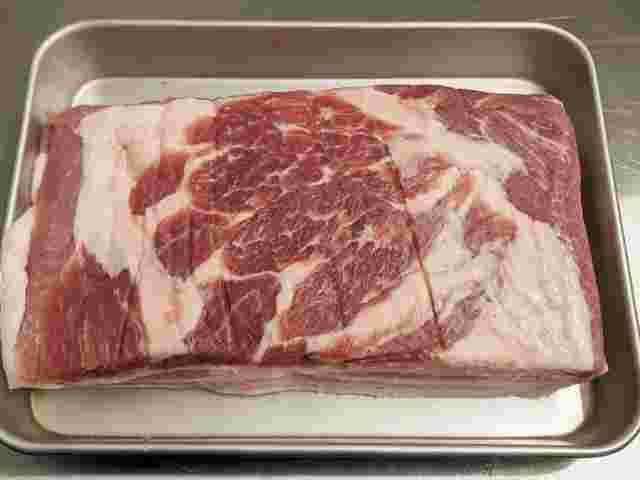 ブロック状の豚肉
