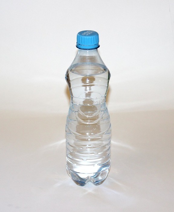 ウォッシャー液の補充や交換方法・水を使用しても良いのか