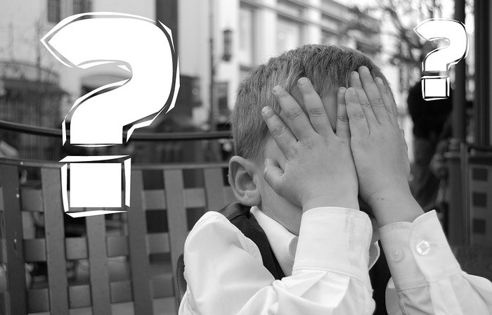 前向きチャイルドシートの付け方・前向き後ろ向きどちらが良い?