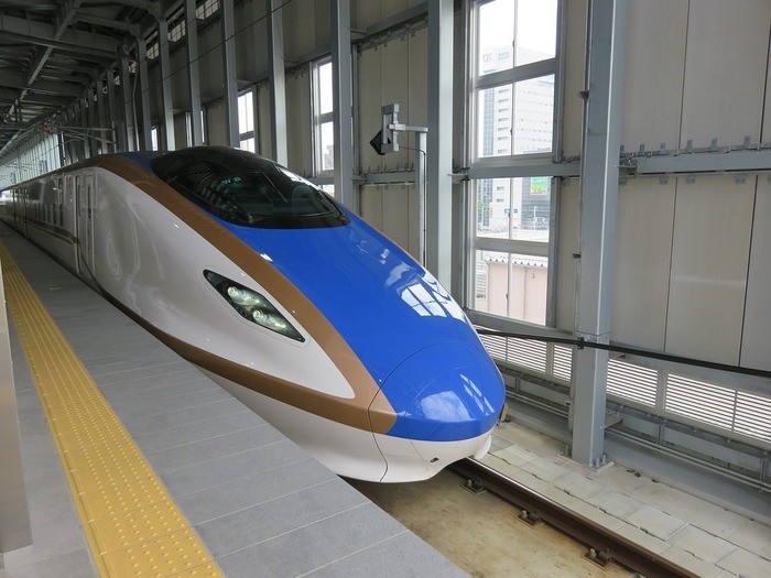 新高岡駅周辺の安い駐車場料金比較｜混雑時間と状況・無料はある？