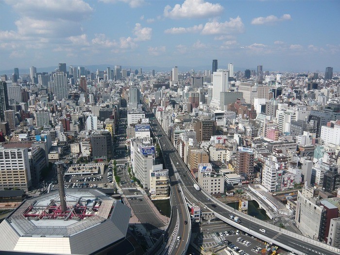 一人暮らしに車|収入/地域別・車にかかる費用