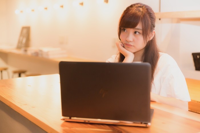 4点式シートベルトの取り付け方・取り付け時のポイント・注意