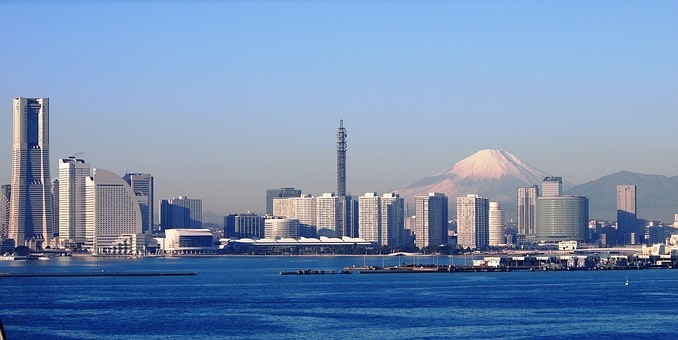 横浜駅周辺の安い駐車場料金比較|混雑時間と状況・無料はある?