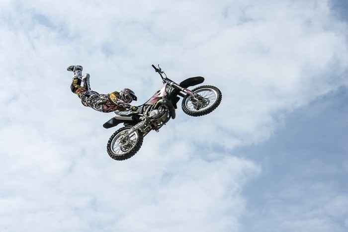 初心者のための基本的なバイク運転の仕方・バイク運転の上達方法