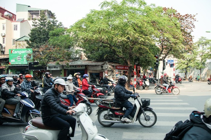バイクのタイヤ適正空気圧と空気の入れ方・見方・状況別使い分け