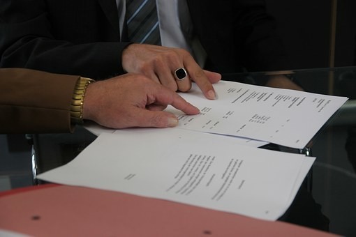 スバルレガシィの燃費は悪い?燃費向上方法・燃費計