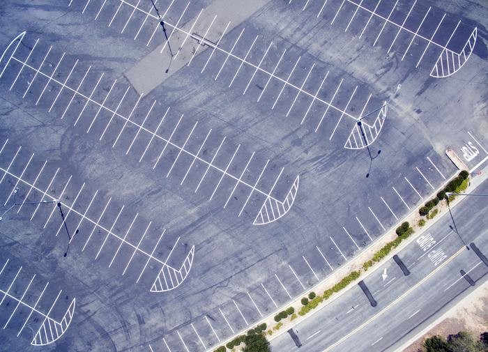 東尋坊周辺の安い駐車場料金比較|混雑時間と状況・無料はある?