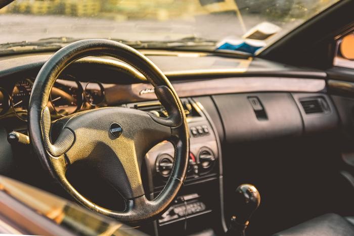 車の充電器・コンセント・アンペア数|スマホ