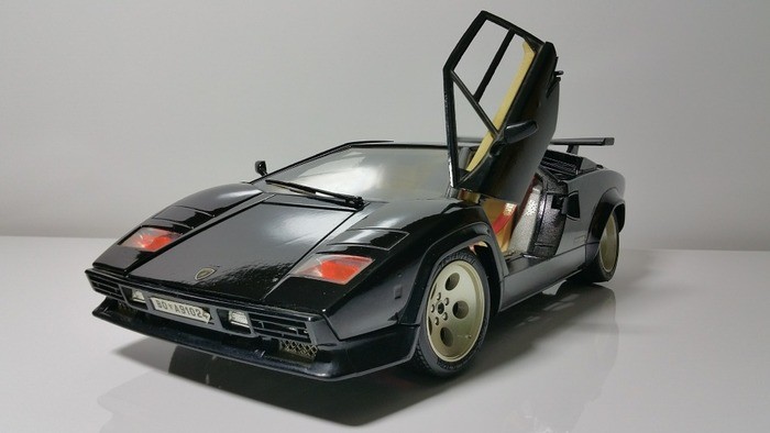ランボルギーニの車種|一覧/歴史/違い/見分け方