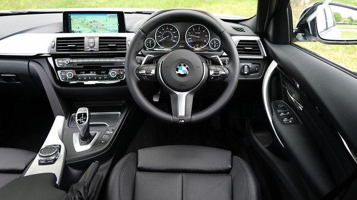 ステアリング交換|交換方法・工賃・車検・保険料
