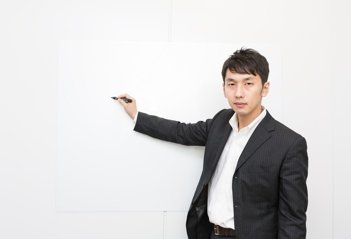 サクシードでの快適な車中泊方法/グッズ紹介