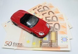 車のリフトアップ｜方法・メリット・デメリット・専門店