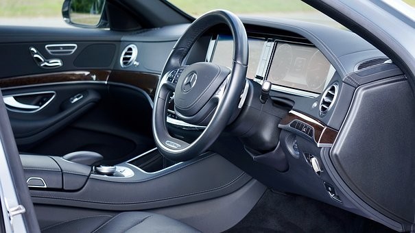 バケットシートは車検に通るのか・メーカー・補修方法