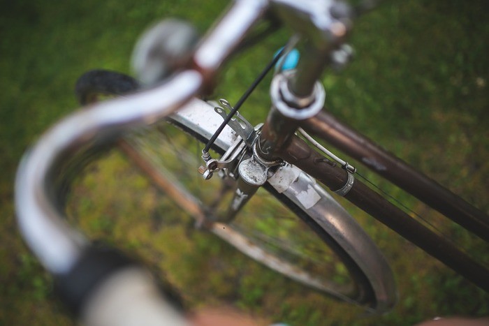 自転車のブレーキ交換|パーツ/費用/交換時期・自分での交換方法