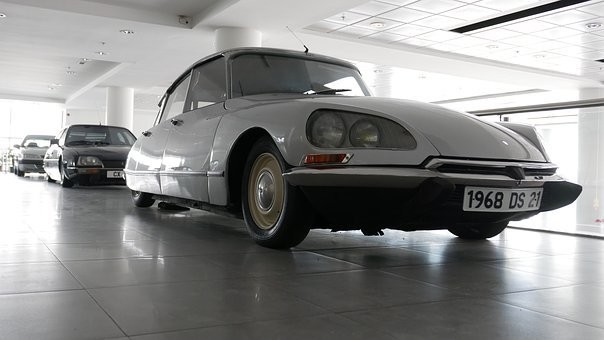 シトロエンから独立したds|dsらしい乗り心地