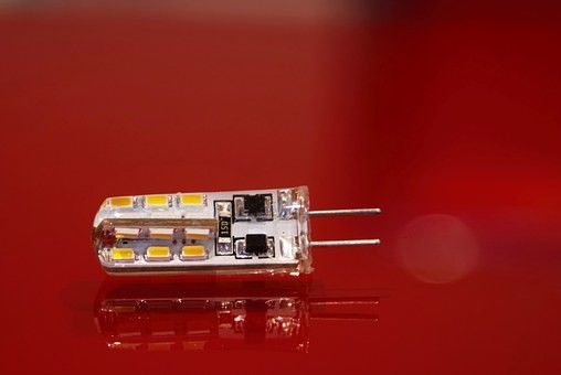 ナンバー灯のLED化の車検での問題点・交換方法・色の選び方