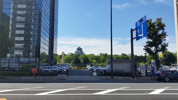 大阪駅周辺の安い駐車場料金比較｜混雑時間と状況・無料はある？