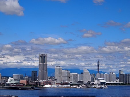 パシフィコ横浜周辺の安い駐車場料金比較｜混雑時間と状況・無料はある？