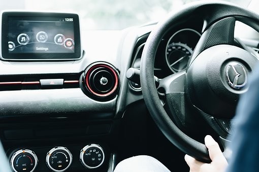 【特徴別】軽自動車の種類|日産/マツダ/ダイハツ/スバル