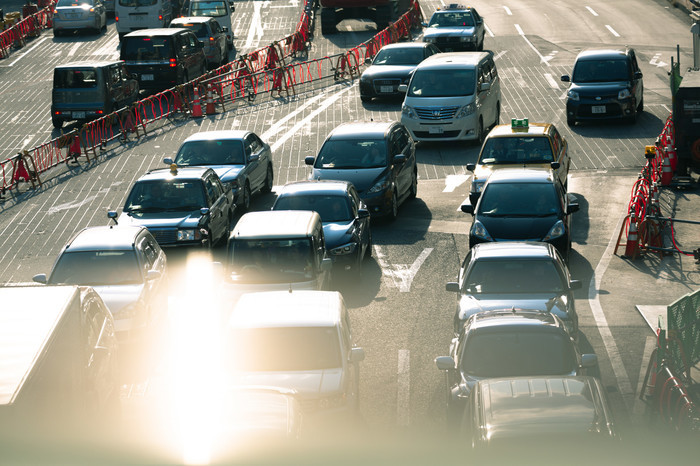 トーションビームは乗り心地が良いのか・欠点・車高調整