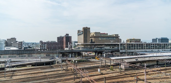 京都駅周辺の安い駐車場料金比較|混雑時間と状況・無料はある?