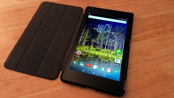 車載用のタブレットホルダー・自作方法など紹介
