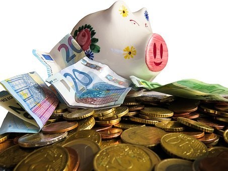 宮島周辺の安い駐車場料金比較｜混雑時間と状況・無料はある？
