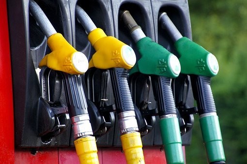 日産エルグランドの燃費はどれくらい?燃費向上方法・燃費比較